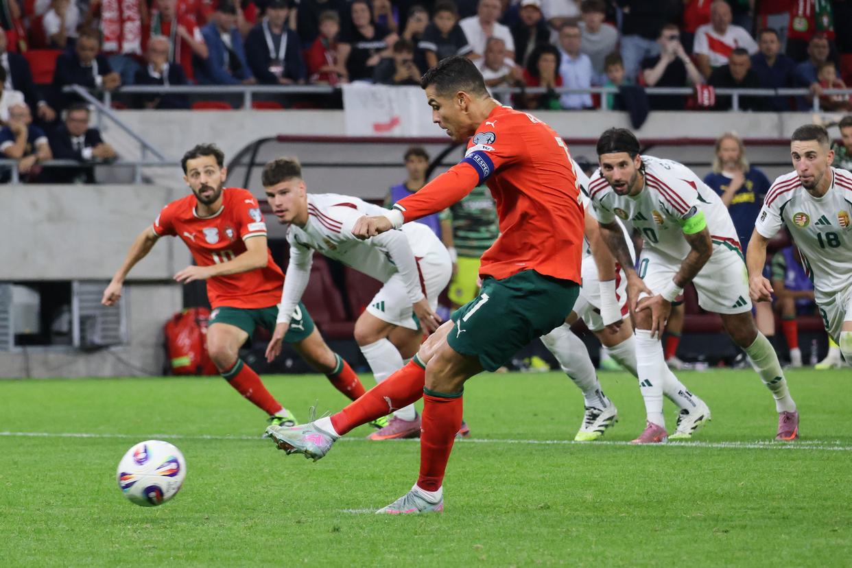 关于C罗回归赛场，连败首场状态亮眼，FPX观众沸腾！的信息